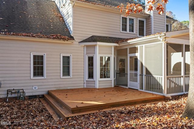 5273 Fairmead Circle, Raleigh, NC 27613