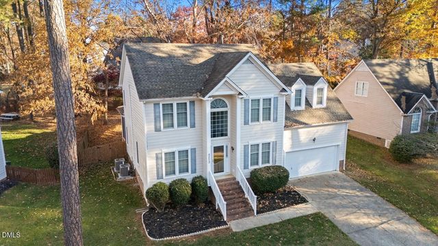 5273 Fairmead Circle, Raleigh, NC 27613