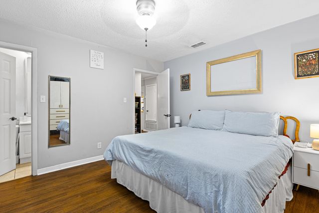 400 Conroe Street, Longview, TX 75604