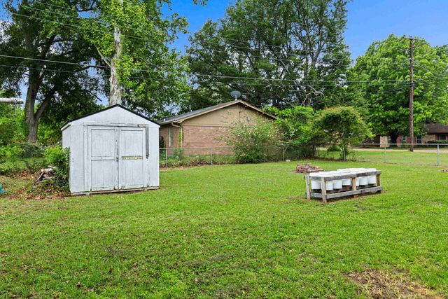 400 Conroe Street, Longview, TX 75604