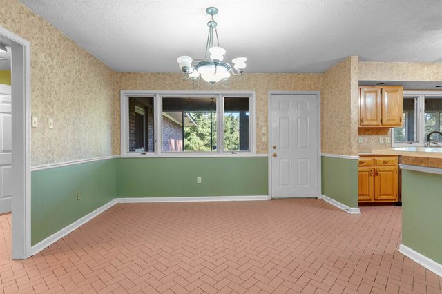 825 BURCH DR, Moscow, TN 38057