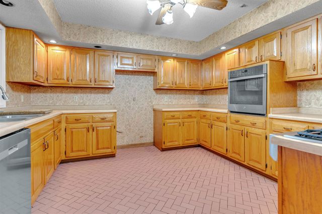 825 BURCH DR, Moscow, TN 38057