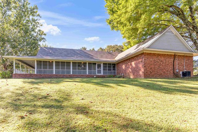 825 BURCH DR, Moscow, TN 38057