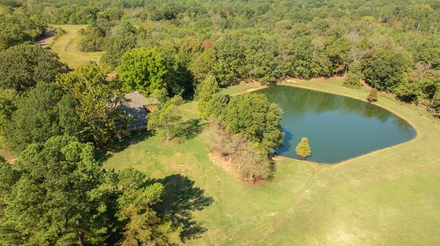 825 BURCH DR, Moscow, TN 38057