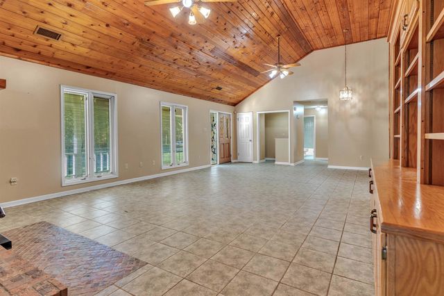 825 BURCH DR, Moscow, TN 38057