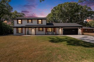 4085 Quainton Road, Norton Shores, MI 49441