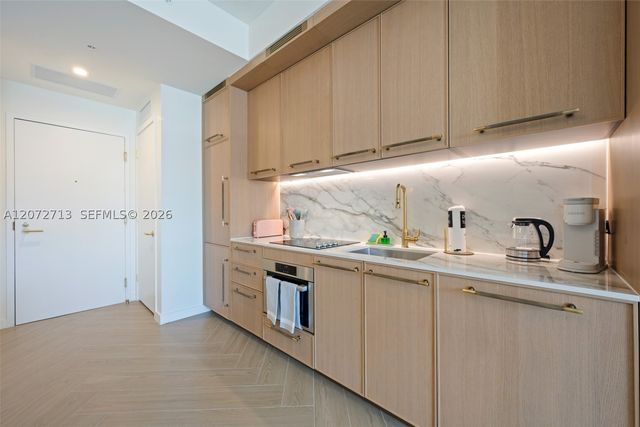 2700 NW 2nd Ave 306, Miami, FL 33127