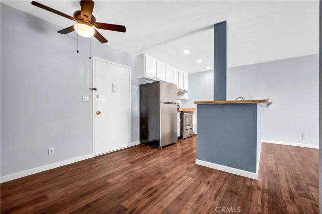 363 Newport Avenue 113, Long Beach, CA 90814