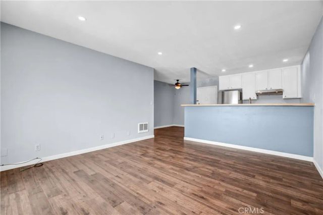 363 Newport Avenue 113, Long Beach, CA 90814