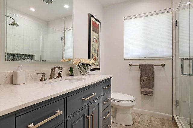 920 SE 17th Street, Deerfield Beach, FL 33441