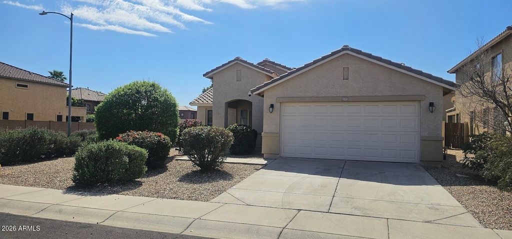 15317 W TASHA Drive, Surprise, AZ 85374 — photo 2