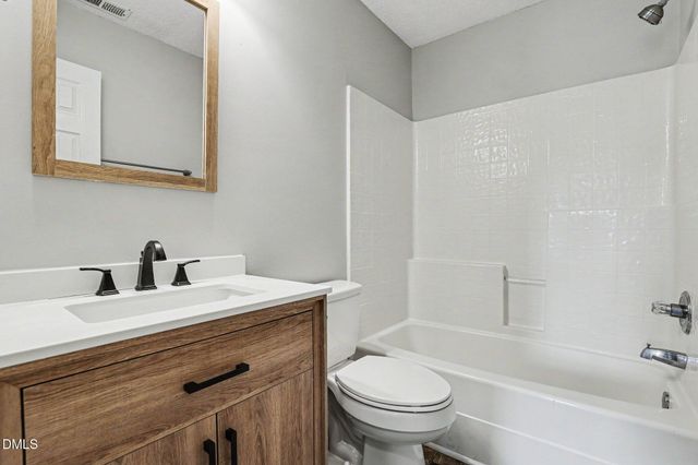 6101 Saybrooke Drive, Raleigh, NC 27604