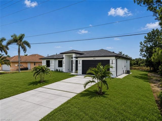 913 Joponica AVE S, Lehigh Acres, FL 33974