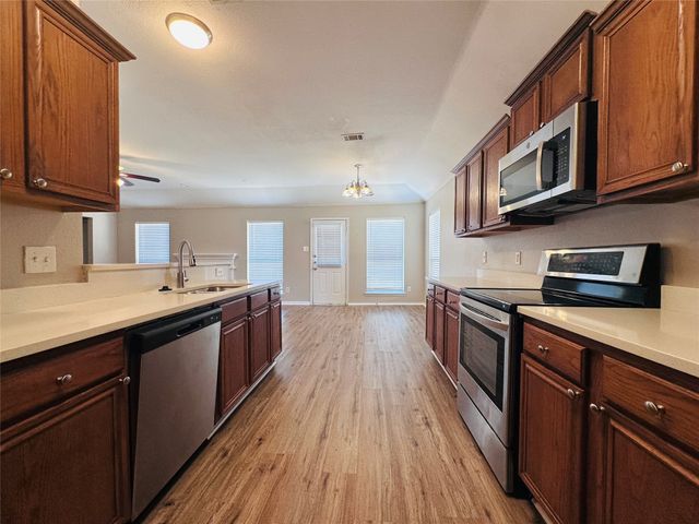 7513 Bryn Mawr Drive, Rowlett, TX 75089