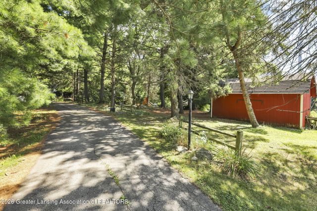 525 N Cedar Road, Mason, MI 48854