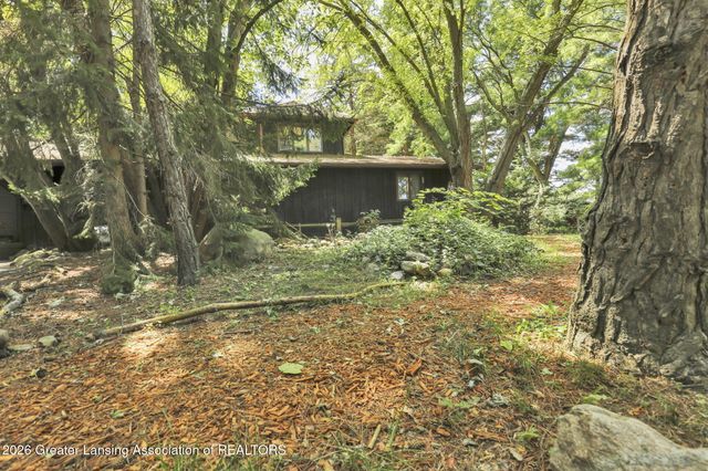525 N Cedar Road, Mason, MI 48854