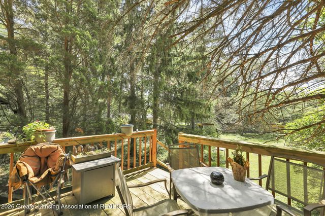 525 N Cedar Road, Mason, MI 48854