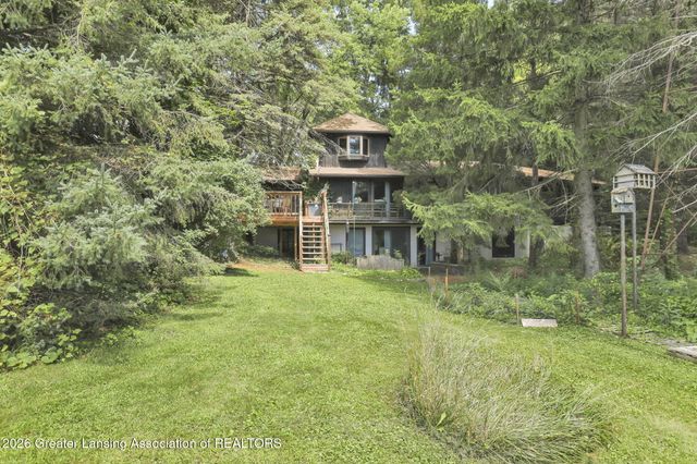 525 N Cedar Road, Mason, MI 48854