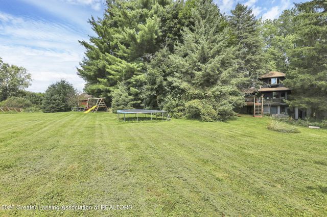 525 N Cedar Road, Mason, MI 48854