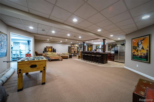 7422 Autumn Hill Drive, West Bloomfield Charter Township, MI 48323