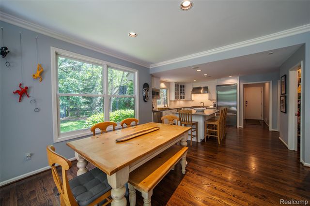 7422 Autumn Hill Drive, West Bloomfield Charter Township, MI 48323