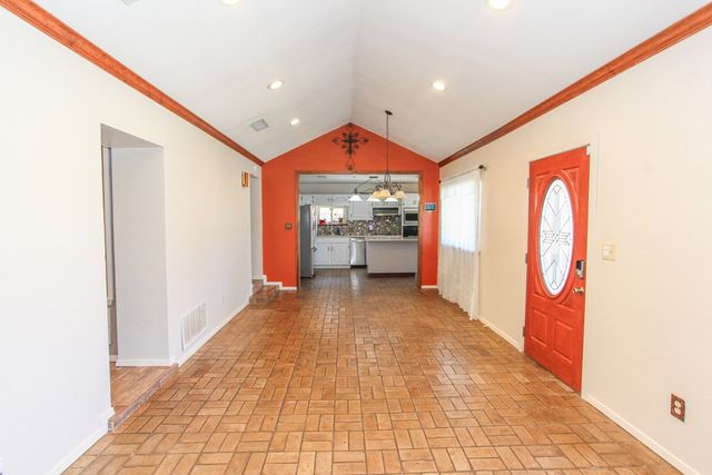 107 Canyon Dr, Big Spring, TX 79720