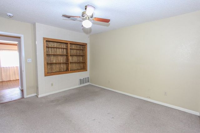 107 Canyon Dr, Big Spring, TX 79720