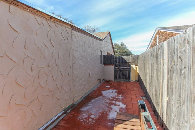 107 Canyon Dr, Big Spring, TX 79720