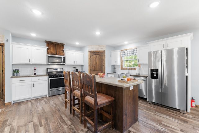 104 Jacobs Lane, Mountain View, AR 72560