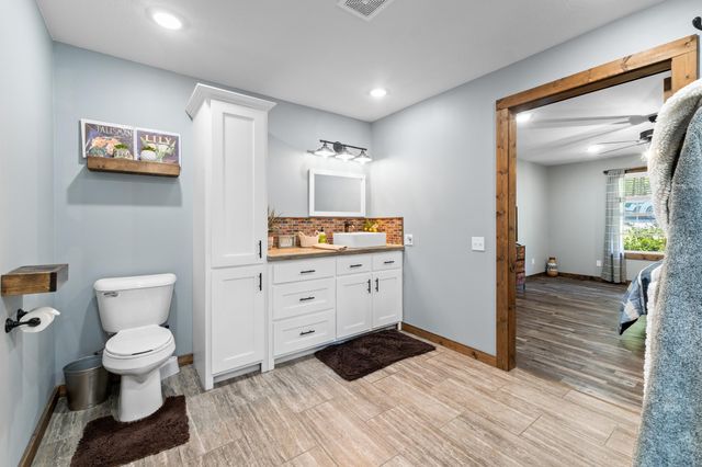 104 Jacobs Lane, Mountain View, AR 72560