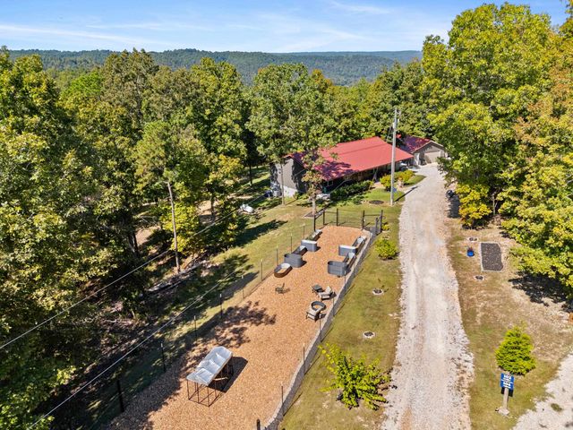 104 Jacobs Lane, Mountain View, AR 72560