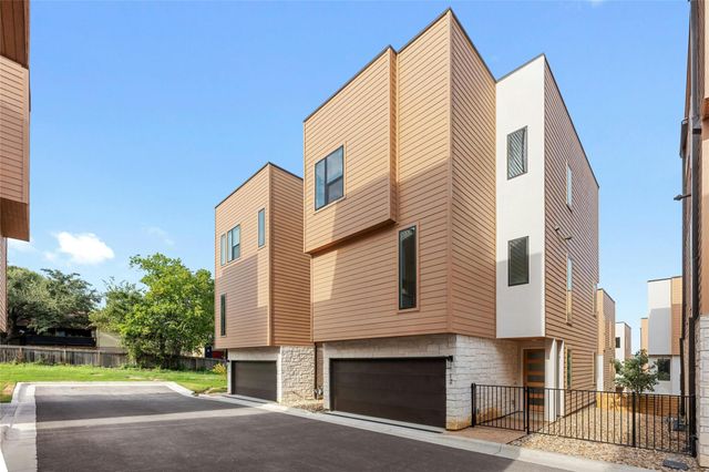6821 Wolfcreek PASS 12, Austin, TX 78749