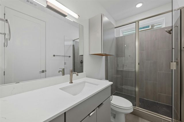 6821 Wolfcreek PASS 12, Austin, TX 78749
