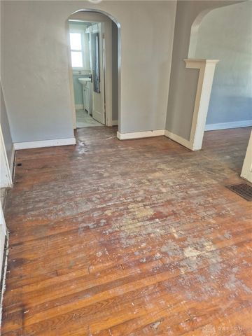 140 Marlboro Place, Dayton, OH 45420