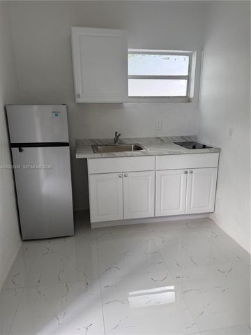 4871 W Flagler St 6, Miami, FL 33134