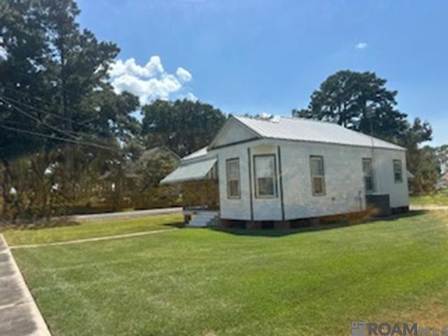 246 Lejeune Ln, Brusly, LA 70719