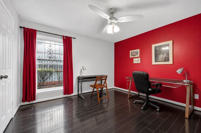 11042 Bellbrook Drive, Houston, TX 77096