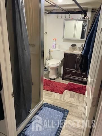 11 IDLEWILD Avenue, Sayreville, NJ 08872