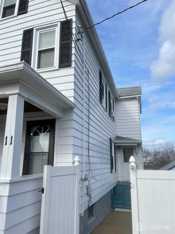 11 IDLEWILD Avenue, Sayreville, NJ 08872