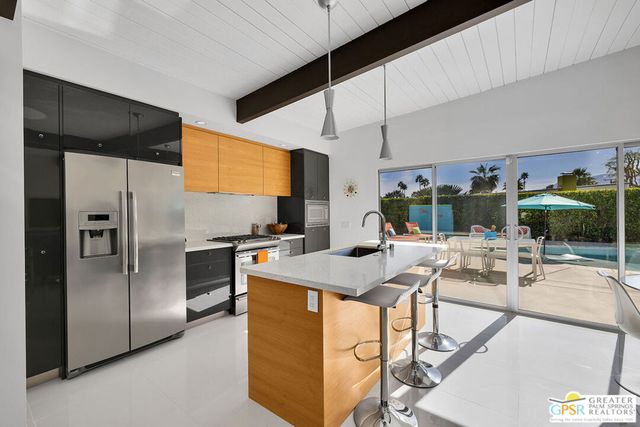 1155 E Adobe Way, Palm Springs, CA 92262