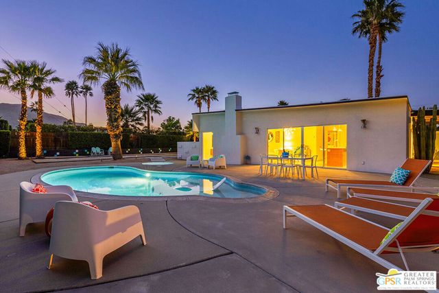 1155 E Adobe Way, Palm Springs, CA 92262