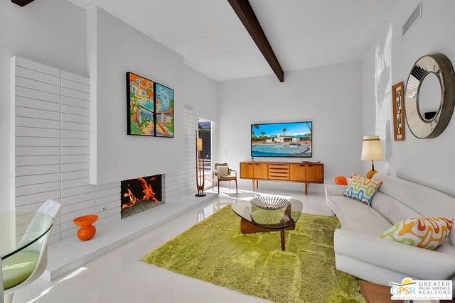 1155 E Adobe Way, Palm Springs, CA 92262