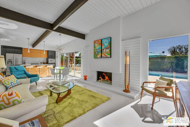 1155 E Adobe Way, Palm Springs, CA 92262