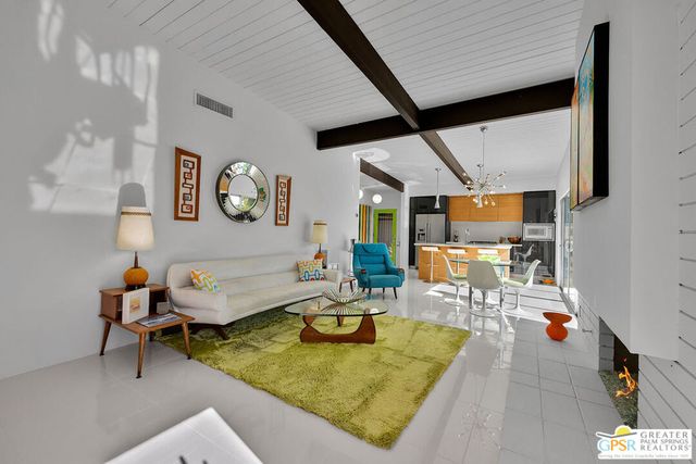 1155 E Adobe Way, Palm Springs, CA 92262