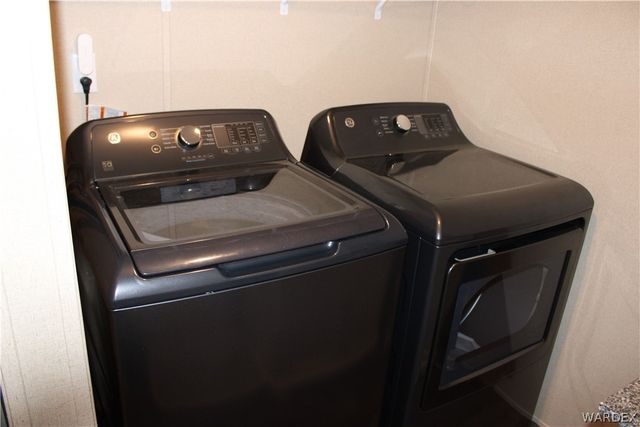 1864 El Dorado, Bullhead City, AZ 86442