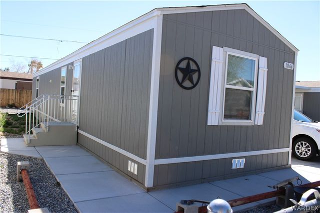 1864 El Dorado, Bullhead City, AZ 86442