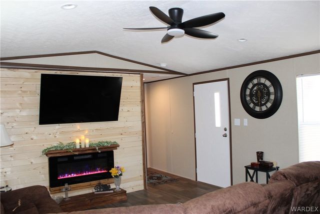 1864 El Dorado, Bullhead City, AZ 86442