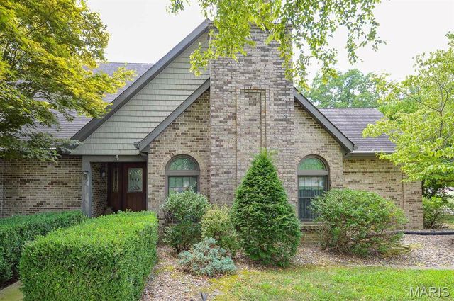 5 Calypso Court, Belleville, IL 62221