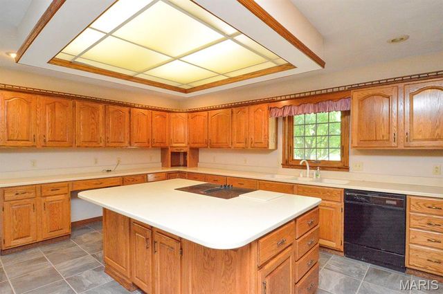 5 Calypso Court, Belleville, IL 62221