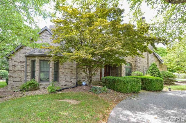 5 Calypso Court, Belleville, IL 62221